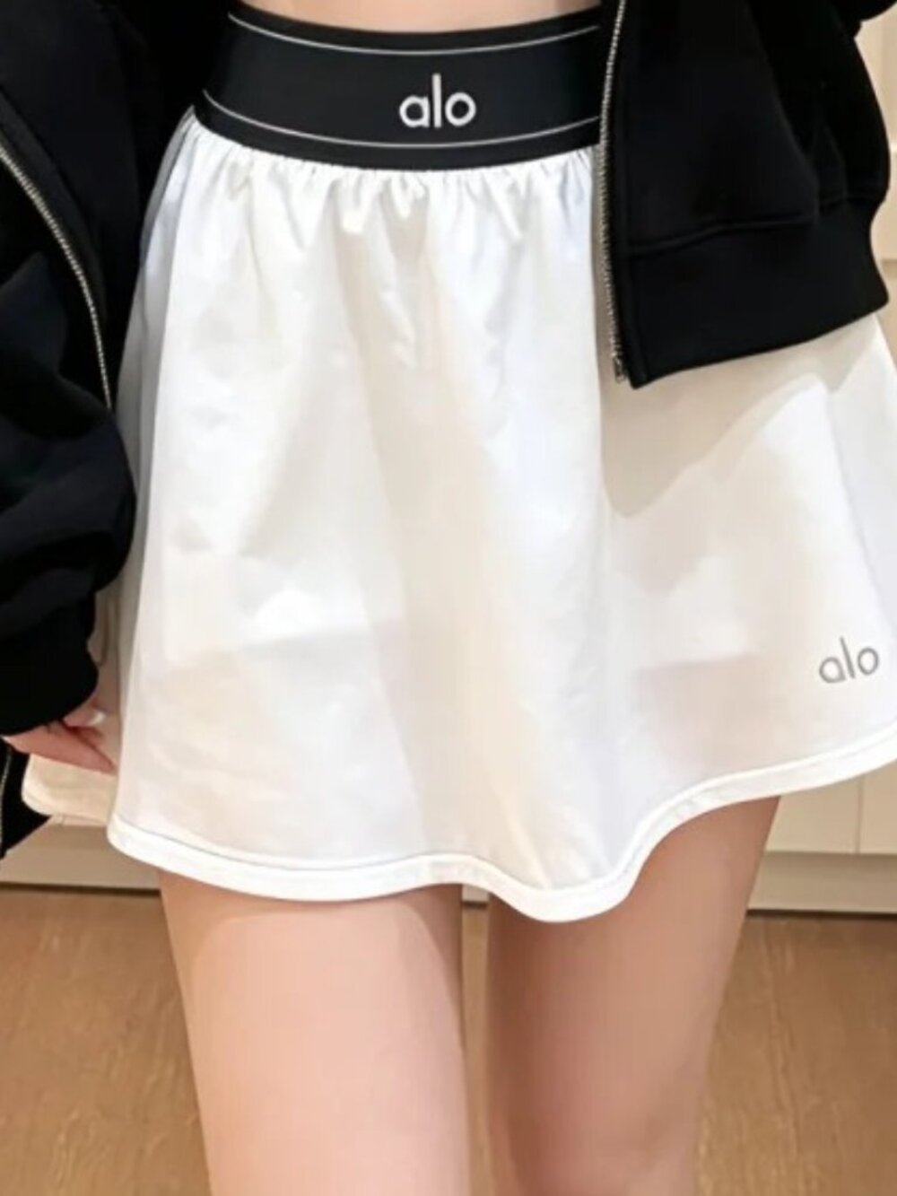 Brand new👩‍💼Tennis Skirt White Alo Yoga Match Point Sportygirl style💨